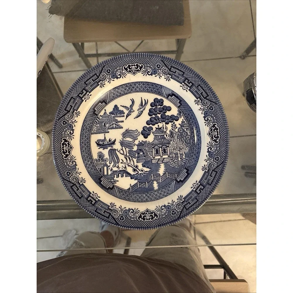 Churchill England Blue Willow Dinner Plate 10